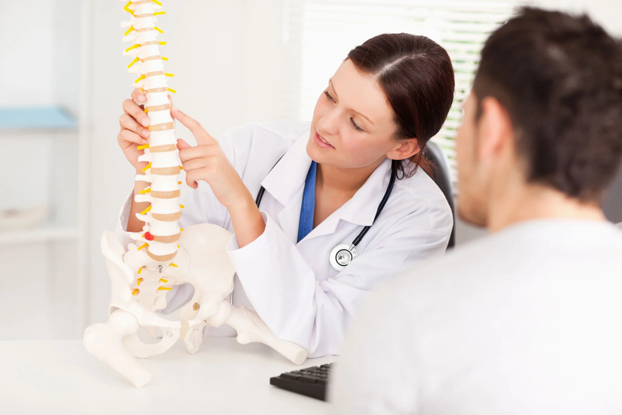 Identifying the Signs That You Need To See an Orthopedic Spine Surgeon