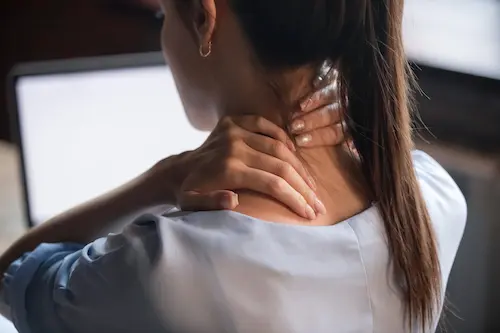 Identifying the Signs You Need a Neck Pain Specialist