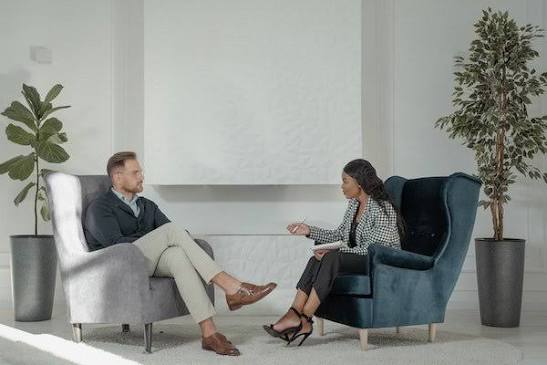 What To Expect From Your First Session With an OCD Therapist